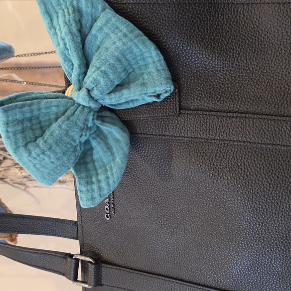 COACH HUDSON DOUBLE HANDLE TOTE#8157 WITH HANDMADE BOW BY JOJOSTYLES - Picture 2 of 10